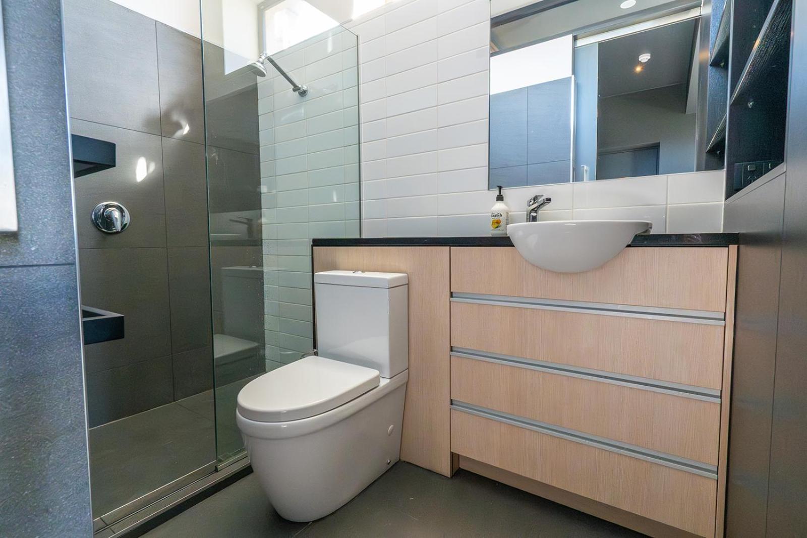 Deluxe Inner-City Apartment On Moray Dunedin Exterior foto